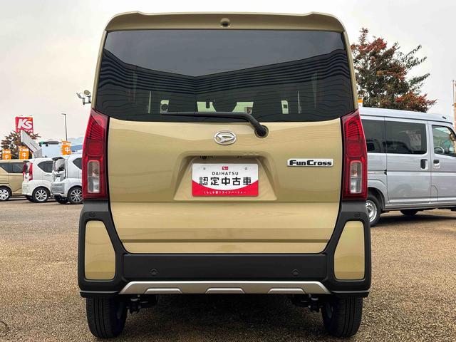 タントファンクロスインパネシフト　プッシュスタートスイッチ　電子カードキー　電動パーキングブレーキ　カーナビ　バックモニター　誤発進抑制機能　左右パワースライドドア　レーンキープアシスト　アルミホイール　ＡＢＳ（鹿児島県）の中古車