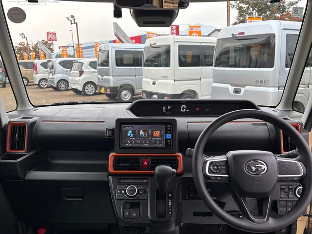 タントファンクロスインパネシフト　プッシュスタートスイッチ　電子カードキー　電動パーキングブレーキ　カーナビ　バックモニター　誤発進抑制機能　左右パワースライドドア　レーンキープアシスト　アルミホイール　ＡＢＳ（鹿児島県）の中古車