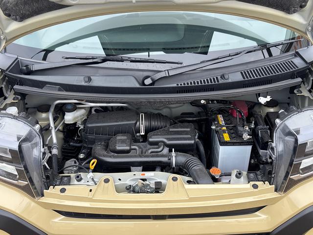 タントファンクロスインパネシフト　プッシュスタートスイッチ　電子カードキー　電動パーキングブレーキ　カーナビ　バックモニター　誤発進抑制機能　左右パワースライドドア　レーンキープアシスト　アルミホイール　ＡＢＳ（鹿児島県）の中古車