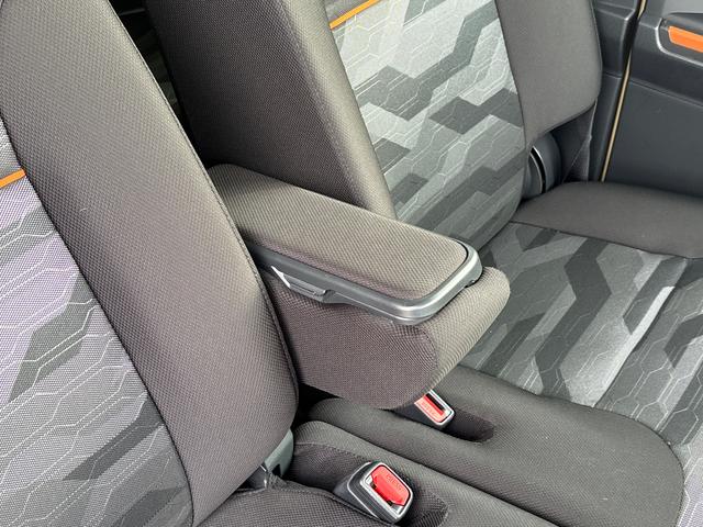 タントファンクロスインパネシフト　プッシュスタートスイッチ　電子カードキー　電動パーキングブレーキ　カーナビ　バックモニター　誤発進抑制機能　左右パワースライドドア　レーンキープアシスト　アルミホイール　ＡＢＳ（鹿児島県）の中古車