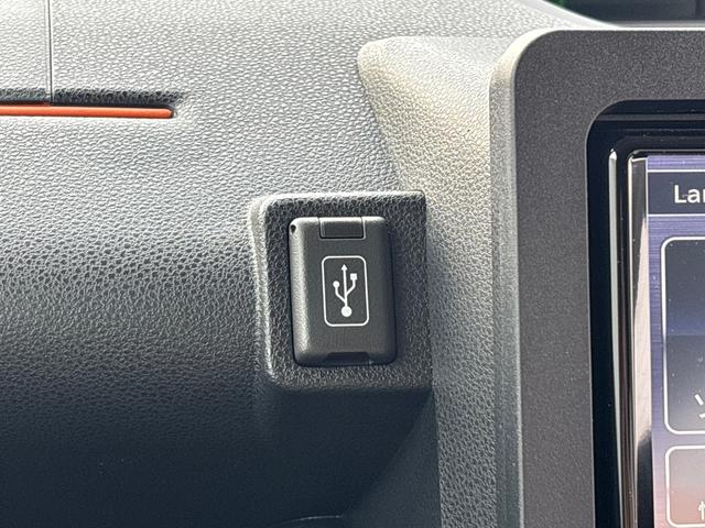 タントファンクロスインパネシフト　プッシュスタートスイッチ　電子カードキー　電動パーキングブレーキ　カーナビ　バックモニター　誤発進抑制機能　左右パワースライドドア　レーンキープアシスト　アルミホイール　ＡＢＳ（鹿児島県）の中古車