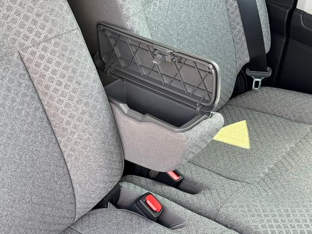 タントＸインパネシフト　プッシュスタートスイッチ　電子カードキー　電動パーキングブレーキ　ディスプレイオーディオ　シートヒーター　両側スライド片側電動ドア　オートハイビーム　ＡＢＳ（鹿児島県）の中古車