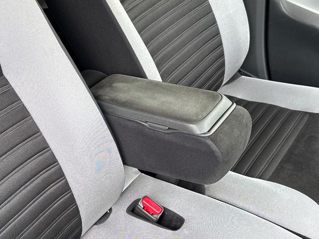 キャストアクティバＧ　ＳＡIIインパネシフト　プッシュスタートスイッチ　電子カードキー　カーナビ　衝突被害軽減システム　レーンアシスト　ＡＢＳ　アルミホイール　フォグランプ　オートエアコン（鹿児島県）の中古車