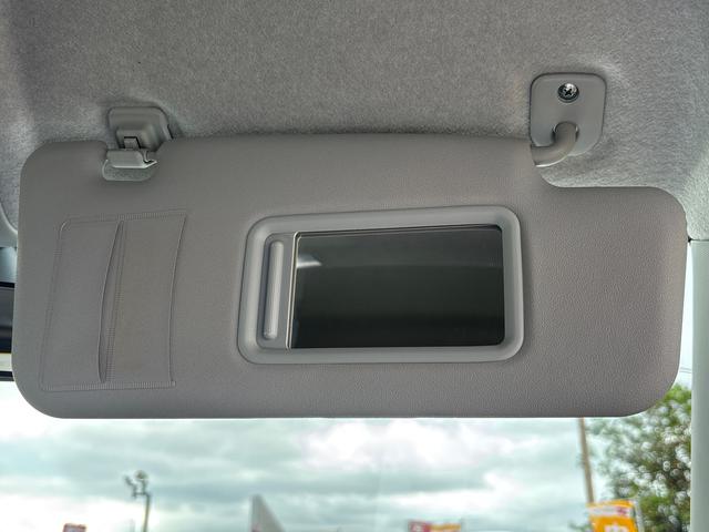 キャストアクティバＧ　ＳＡIIインパネシフト　プッシュスタートスイッチ　電子カードキー　カーナビ　衝突被害軽減システム　レーンアシスト　ＡＢＳ　アルミホイール　フォグランプ　オートエアコン（鹿児島県）の中古車