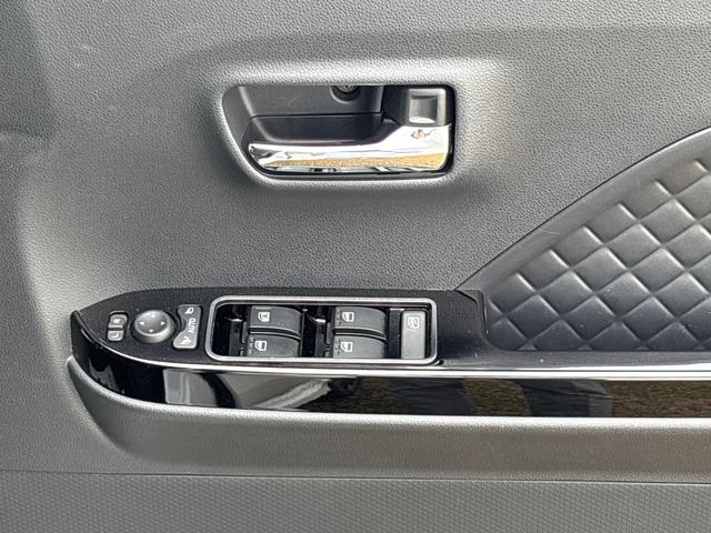 タントカスタムＲＳターボ車　インパネシフト　プッシュスタートスイッチ　電子カードキー　両側パワ−スライドドア　衝突被害軽減システム　ハイビームアシスト　シートヒーター　アルミホイール　ＡＢＳ　フォグランプ（鹿児島県）の中古車