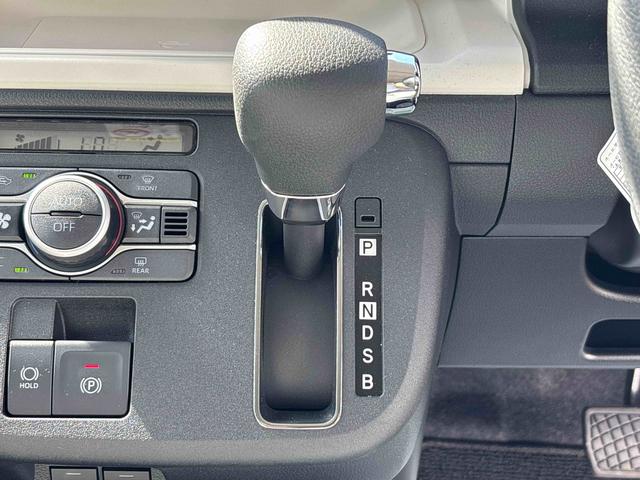 ムーヴキャンバスストライプスＧインパネシフト　プッシュスタートスイッチ　電子カードキー　電動パーキングブレーキ　ディスプレイオーディオ　両側電動スライドドア　ハイビームアシスト　レーンキープアシスト　ブレーキサポート　ＡＢＳ（鹿児島県）の中古車
