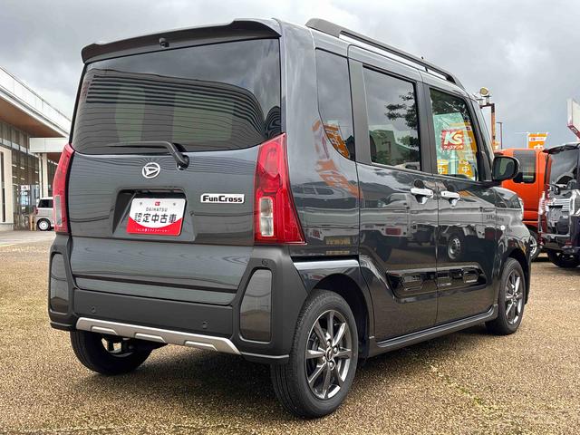タントファンクロスインパネシフト プッシュスタートスイッチ 電子カードキー 電動パーキングブレーキ 両側電動スライドドア シートヒーター 衝突被害軽減装置 レーンキープ アルミホイール ABS(鹿児島県)の中古車