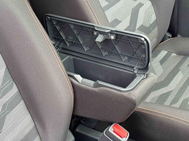 タフトＧインパネシフト　プッシュスタートスイッチ　電子カードキー　電動パーキングブレーキ　車線逸脱警報装置　アルミホイール　オートマチックハイビーム　ＡＢＳ　エマージェンシーブレーキ（鹿児島県）の中古車