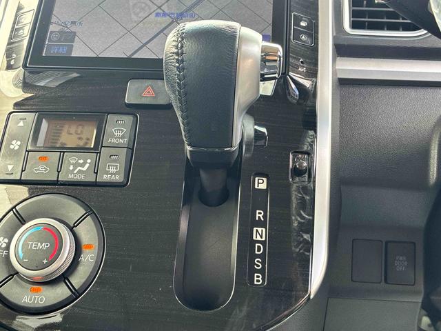 タントカスタムＲＳ　トップエディションＳＡIIターボ車　インパネシフト　プッシュスタートスイッチ　電子カードキー　両側電動スライドドア　諸突軽減ブレーキ　車線逸脱防止　ＡＢＳ　アルミホイール（鹿児島県）の中古車