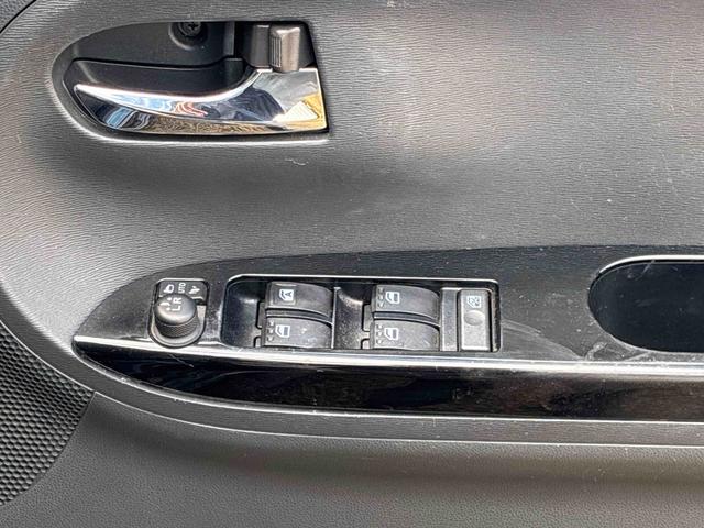 タントカスタムＲＳ　トップエディションＳＡIIターボ車　インパネシフト　プッシュスタートスイッチ　電子カードキー　両側電動スライドドア　諸突軽減ブレーキ　車線逸脱防止　ＡＢＳ　アルミホイール（鹿児島県）の中古車