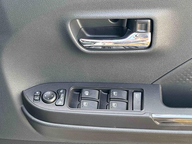 タントカスタムXインパネシフト プッシュスタートスイッチ 電子カードキー 電動パーキングブレーキ シートヒーター 両側パワースライドドア 衝突回避支援ブレーキ機能 レーンアシスト ABS アルミホイール(鹿児島県)の中古車