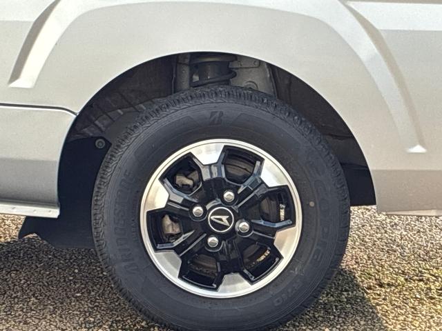 ハイゼットトラックＥＸＴ５ＭＴ車　ハイロー切替式４ＷＤ　デフロック　プッシュスタートスイッチ　電子カードキー　カーナビ　衝突回避支援ブレーキ　ＡＢＳ　アルミホイール（鹿児島県）の中古車
