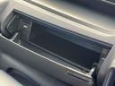 インパネシフト　プッシュスタートスイッチ　電子カードキー　電動パーキングブレーキ　シートヒーター　両側パワースライドドア　衝突回避支援ブレーキ機能　レーンアシスト　ＡＢＳ　アルミホイール（鹿児島県）の中古車