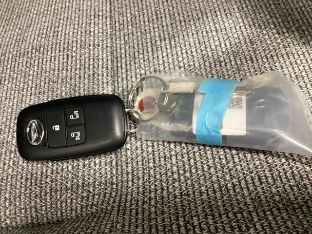 ムーヴキャンバスストライプスＧインパネシフト　プッシュスタートスイッチ　電子カードキー　電動パーキングブレーキ　軽減ブレーキ　両側スライドドア　レーンキープ　ＡＢＳ（鹿児島県）の中古車
