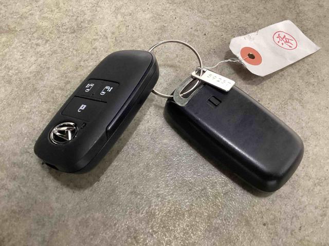 タントカスタムＸインパネシフト　プッシュスタートスイッチ　電子カードキー　電動パーキングブレーキ　シートヒーター　両側パワースライドドア　衝突軽減ブレーキ　車線逸脱防止　アルミホイール　ＡＢＳ　フォグランプ（鹿児島県）の中古車