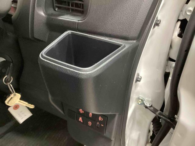 ハイゼットカーゴＤＸインパネシフト　リモコンキー　車線逸脱　衝突被害軽減システム　両側スライドドア　デュアルエアバッグ　オートマチックハイビーム　レーダーブレーキサポート　ＡＢＳ（鹿児島県）の中古車