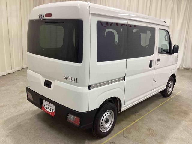 ハイゼットカーゴＤＸインパネシフト　リモコンキー　パワーウインドウ　運転席助手席エアバック　両側スライドドア　車線逸脱　ＡＢＳ　衝突被害軽減システム（鹿児島県）の中古車