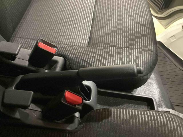 ハイゼットカーゴＤＸインパネシフト　リモコンキー　パワーウインドウ　運転席助手席エアバック　両側スライドドア　車線逸脱　ＡＢＳ　衝突被害軽減システム（鹿児島県）の中古車