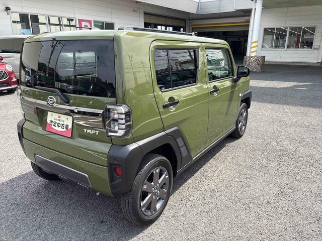 タフトＧ　ダーククロムベンチャーインパネシフト　プッシュスタートスイッチ　電子カードキー　電動パーキングブレーキ　カーナビ　レーダーブレーキ　レーンアシスト　オートハイビーム　アルミホイール　ガラスルーフ　ＡＢＳ　シートヒーター（鹿児島県）の中古車