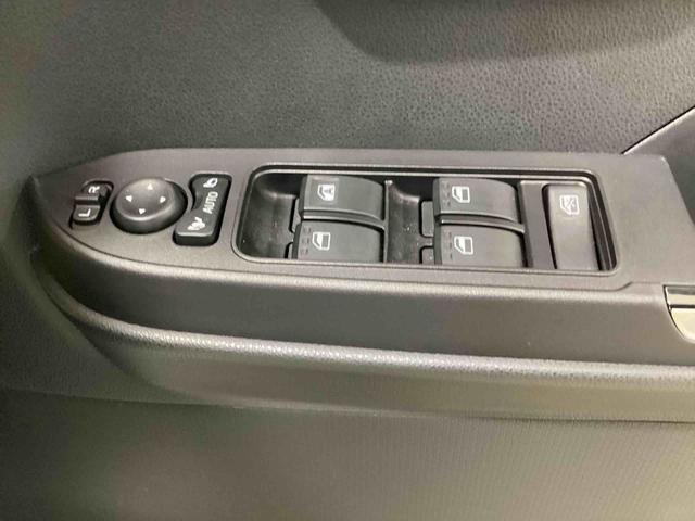 タントカスタムＸインパネシフト　プッシュスタートスイッチ　電子カードキー　電動パーキングブレーキ　両側電動スライドドア　シートヒーター　カーナビ　バックモニター　レーンキープアシスト　オートマチックハイビーム（鹿児島県）の中古車