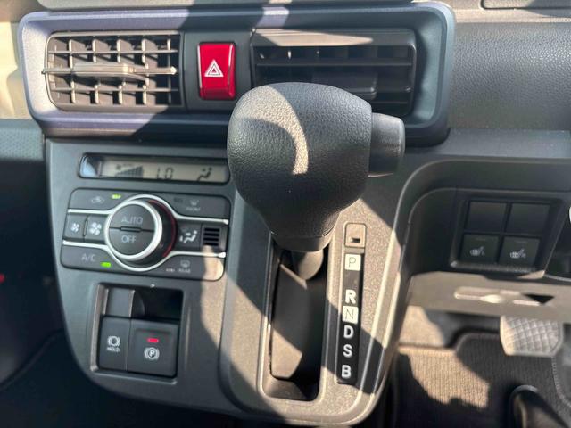 タントＸインパネシフト　プッシュスタートスイッチ　電子カードキー　電動パーキングブレーキ　カーナビ　オートハイビーム　ＡＢＳ　衝突被害軽減システム（鹿児島県）の中古車