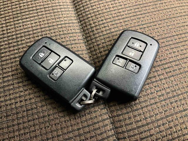シエンタＧアイドリングストップ　オートライト　バックカメラ付き　ＡＢＳ　キーフリー　電動ドアミラー（熊本県）の中古車