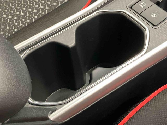 ロッキーＸ　ＨＥＶスマートアシスト搭載　パノラマモニター対応　ハイブリッド車　オートエアコン　オートライト　キーフリー（熊本県）の中古車