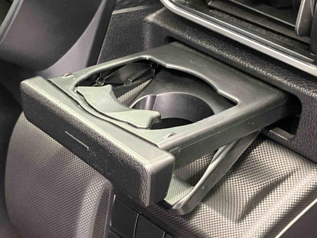 ロッキーＸ　ＨＥＶスマートアシスト搭載　パノラマモニター対応　ハイブリッド車　オートエアコン　オートライト　キーフリー（熊本県）の中古車