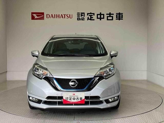 ノートｅ−パワー　メダリストバックカメラ付き　オートエアコン　オートライト　キーフリー（熊本県）の中古車