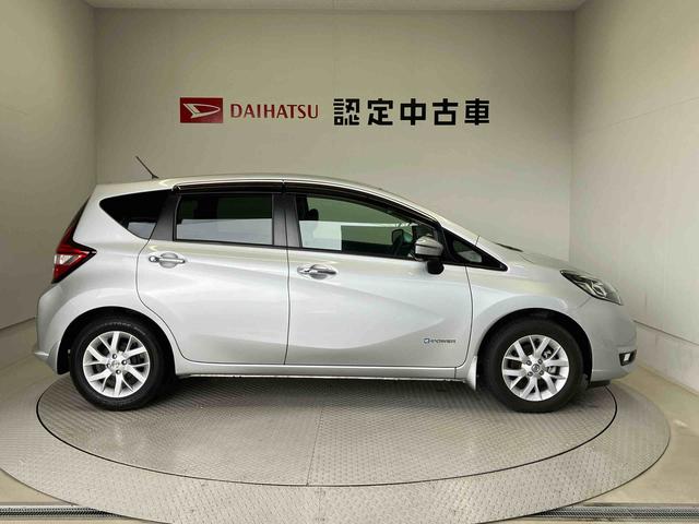 ノートｅ−パワー　メダリストバックカメラ付き　オートエアコン　オートライト　キーフリー（熊本県）の中古車
