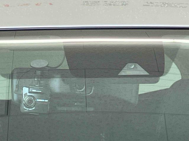 ノートｅ−パワー　メダリストバックカメラ付き　オートエアコン　オートライト　キーフリー（熊本県）の中古車