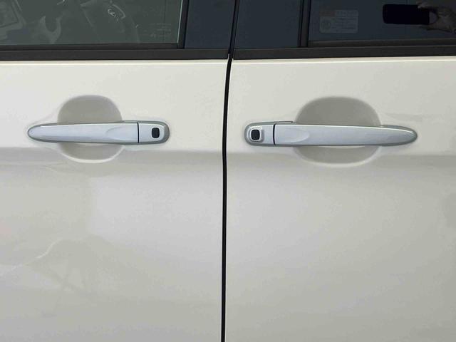 トールカスタムＧスマートアシスト搭載　後席両側電動スライドドア　パノラマモニター対応　オートエアコン　オートライト　キーフリー　アイドリングストップ　ＡＢＳ（熊本県）の中古車