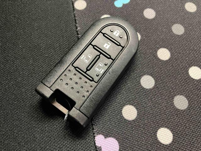 タントカスタムＲＳ　トップエディションＳＡIIスマートアシスト搭載　バックカメラ付き　後席両側電動スライドドア　オートエアコン　オートライト　キーフリー　アイドリングストップ　ＡＢＳ（熊本県）の中古車
