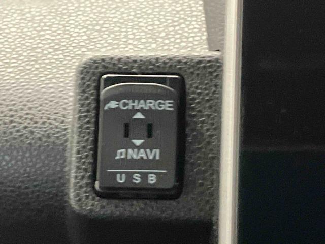 タントカスタムＲＳスタイルセレクションスマートアシスト搭載　バックカメラ付き　後席両側電動スライドドア　オートエアコン　オートライト　キーフリー　アイドリングストップ　ＡＢＳ（熊本県）の中古車