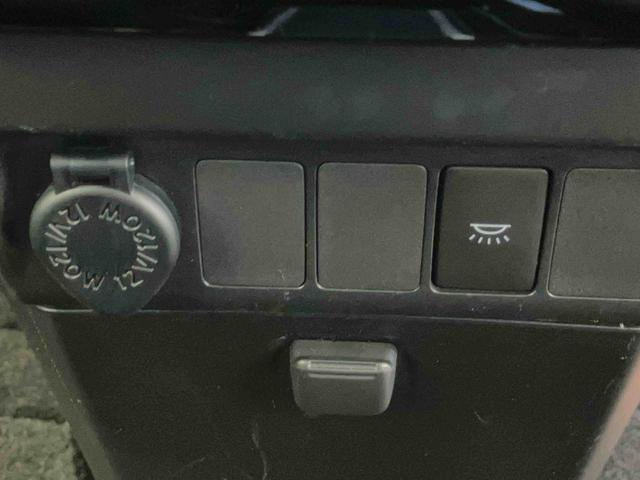 トールカスタムＧスマートアシスト搭載　パノラマモニター対応　後席両側電動スライドドア　オートエアコン　オートライト　キーフリー　アイドリングストップ　ＡＢＳ　電動ドアミラー（熊本県）の中古車