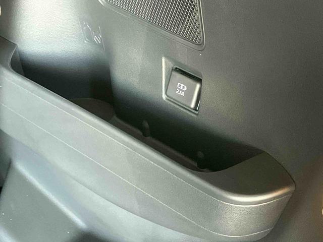タントファンクロスターボスマートアシスト搭載　後席両側電動スライドドア　パノラマモニター対応　オートエアコン　オートライト　キーフリー　アイドリングストップ　ＡＢＳ（熊本県）の中古車