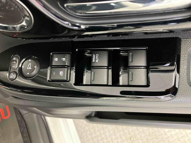 Ｎ−ＢＯＸカスタムＬバックカメラ付き　オートエアコン　オートライト　キーフリー（熊本県）の中古車