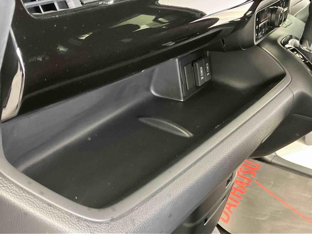 Ｎ−ＢＯＸカスタムＬバックカメラ付き　オートエアコン　オートライト　キーフリー（熊本県）の中古車