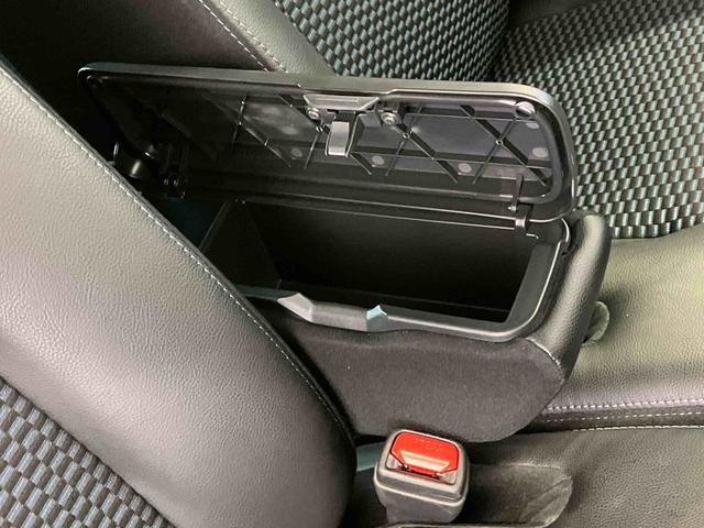 タントカスタムＸスマートアシスト搭載　後席両側電動スライドドア　バックカメラ付き　オートエアコン　オートライト　キーフリー　アイドリングストップ　ＡＢＳ　電動ドアミラー（熊本県）の中古車