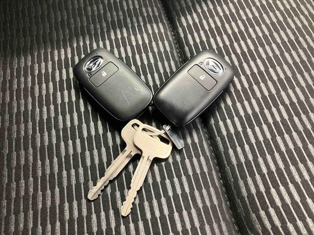 ハイゼットトラックジャンボエクストラスマートアシスト搭載　４ＷＤ　バックカメラ付き　オートライト　パワーウィンド　キーフリー　アイドリングストップ　電動ドアミラー（熊本県）の中古車