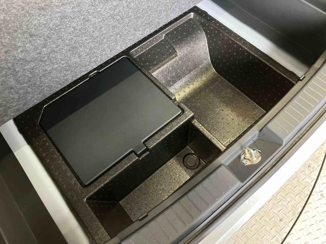 ロッキープレミアムＧ　ＨＥＶスマートアシスト搭載　パノラマモニター対応　オートエアコン　オートライト　キーフリー　ＡＢＳ　電動ドアミラー（熊本県）の中古車