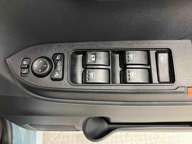 タントファンクロスターボスマートアシスト搭載　後席両側電動スライドドア　バックカメラ付き　オートエアコン　オートライト　キーフリー　アイドリングストップ　ＡＢＳ　電動ドアミラー（熊本県）の中古車