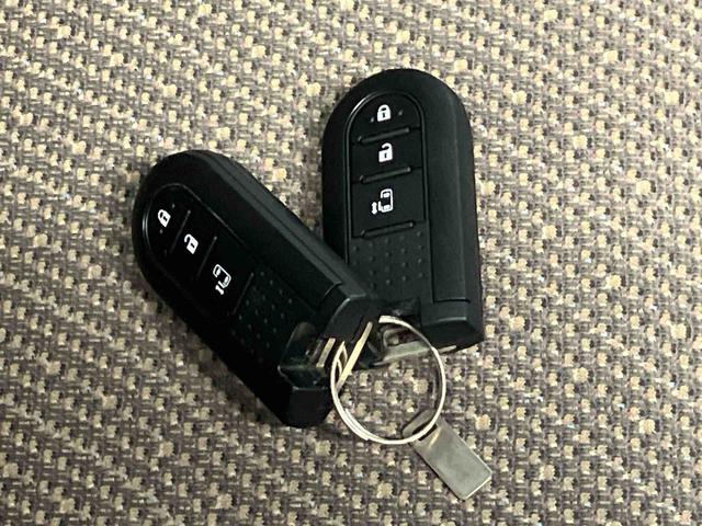タントＸ　ＳＡIIIスマートアシスト搭載　バックカメラ付き　後席両側スライドドア（片側電動）　オートエアコン　オートライト　キーフリー　アイドリングストップ　ＡＢＳ　電動ドアミラー（熊本県）の中古車
