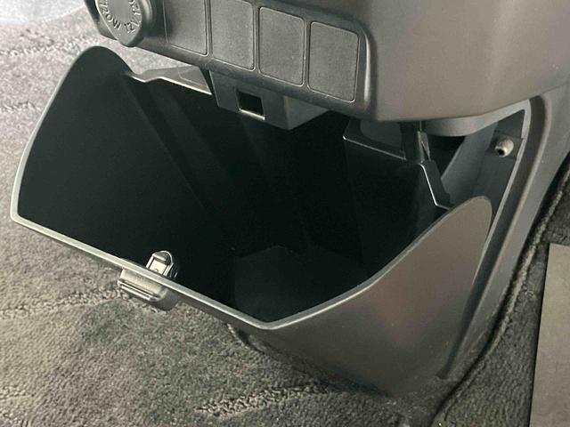 ルーミーカスタムＧ−Ｔスマートアシスト搭載　バックカメラ付き　後席両側電動スライドドア　オートエアコン　オートライト　キーフリー　アイドリングストップ　ＡＢＳ　電動ドアミラー（熊本県）の中古車