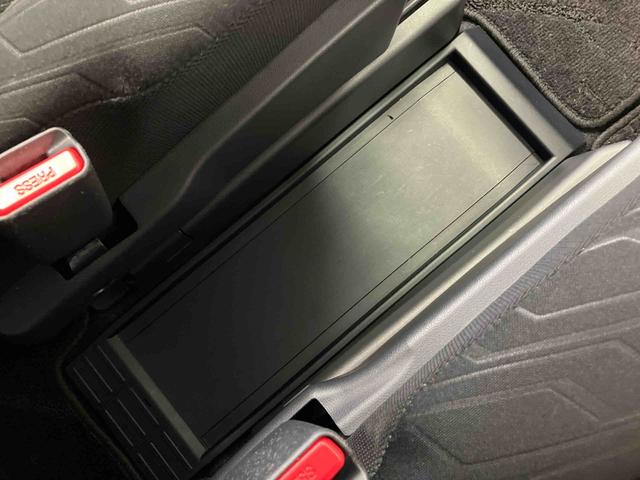 ルーミーカスタムＧ−Ｔスマートアシスト搭載　バックカメラ付き　後席両側電動スライドドア　オートエアコン　オートライト　キーフリー　アイドリングストップ　ＡＢＳ　電動ドアミラー（熊本県）の中古車