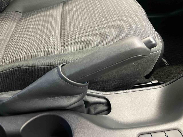 ヤリスＺバックカメラ付き　オートライト　オートエアコン　キーフリー（熊本県）の中古車