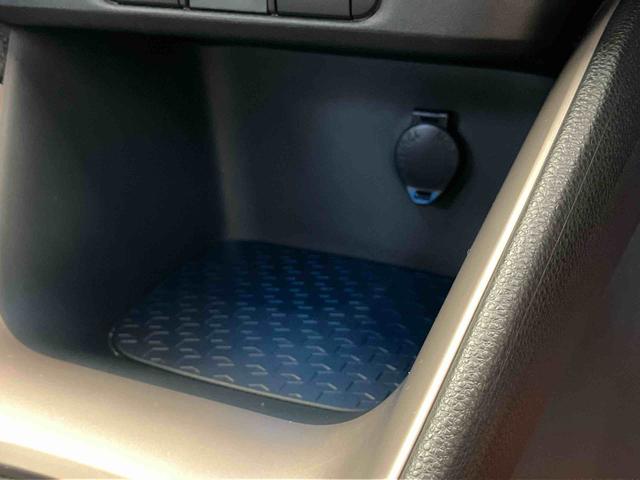 ヤリスＺバックカメラ付き　オートライト　オートエアコン　キーフリー（熊本県）の中古車