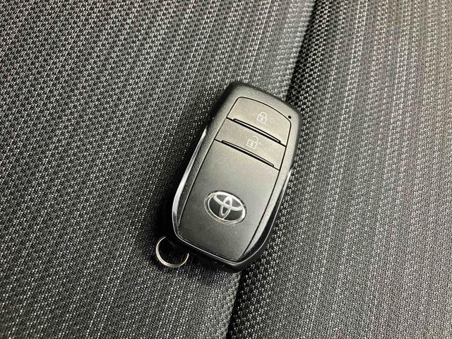 ヤリスＺバックカメラ付き　オートライト　オートエアコン　キーフリー（熊本県）の中古車