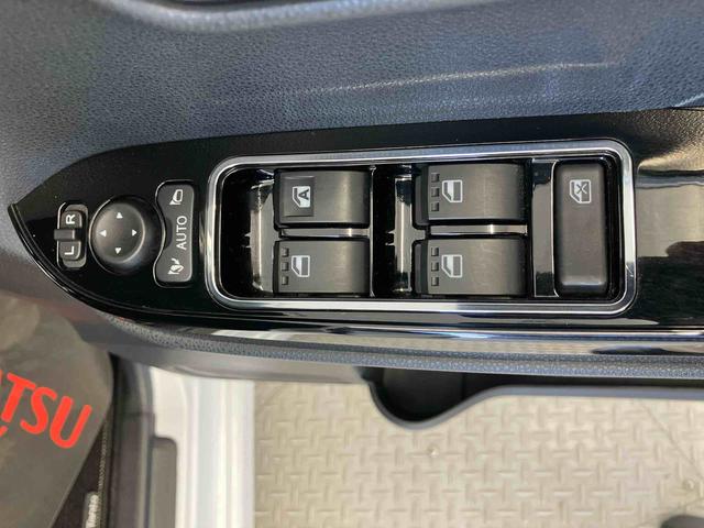 タントカスタムＸスマートアシスト搭載　パノラマモニター対応　後席両側電動スライドドア　オートエアコン　オートライト　キーフリー　アイドリングストップ　ＡＢＳ　電動ドアミラー（熊本県）の中古車
