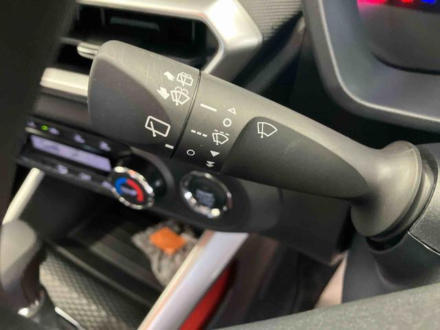 ロッキーGスマートアシスト搭載 バックカメラ付き オートエアコン オートライト キーフリー アイドリングストップ ABS 電動ドアミラー(熊本県)の中古車